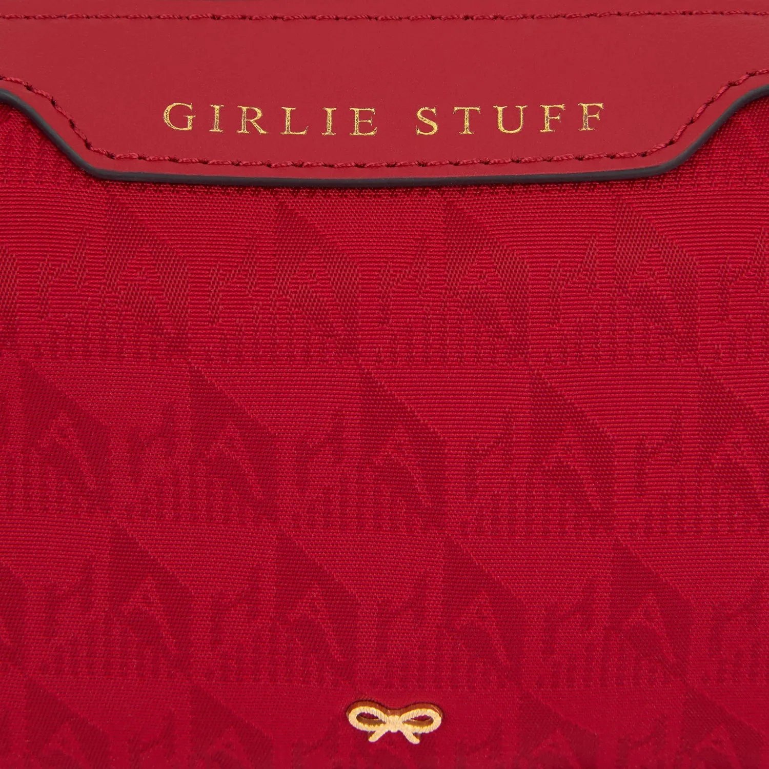 Logo Girlie Stuff Pouch